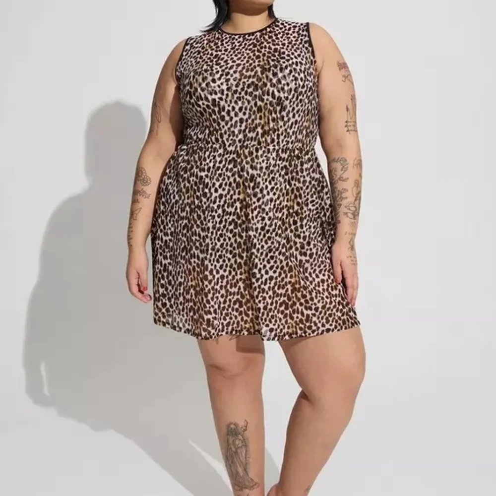NWT Underwire Long Mesh Overlay Swim Dress With Brief -- Cheetah Tan Size 38D/DD - Picture 2 of 8